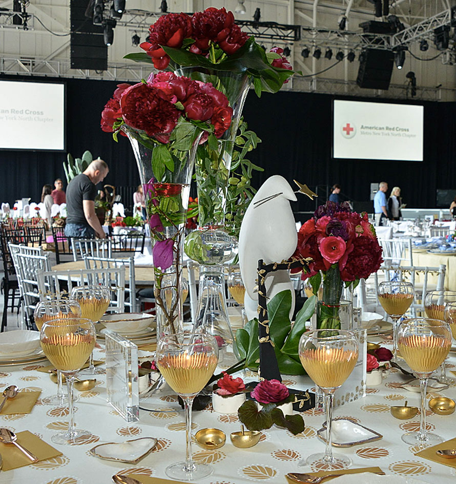 2014 Red Cross Red & White Ball - Interieurs